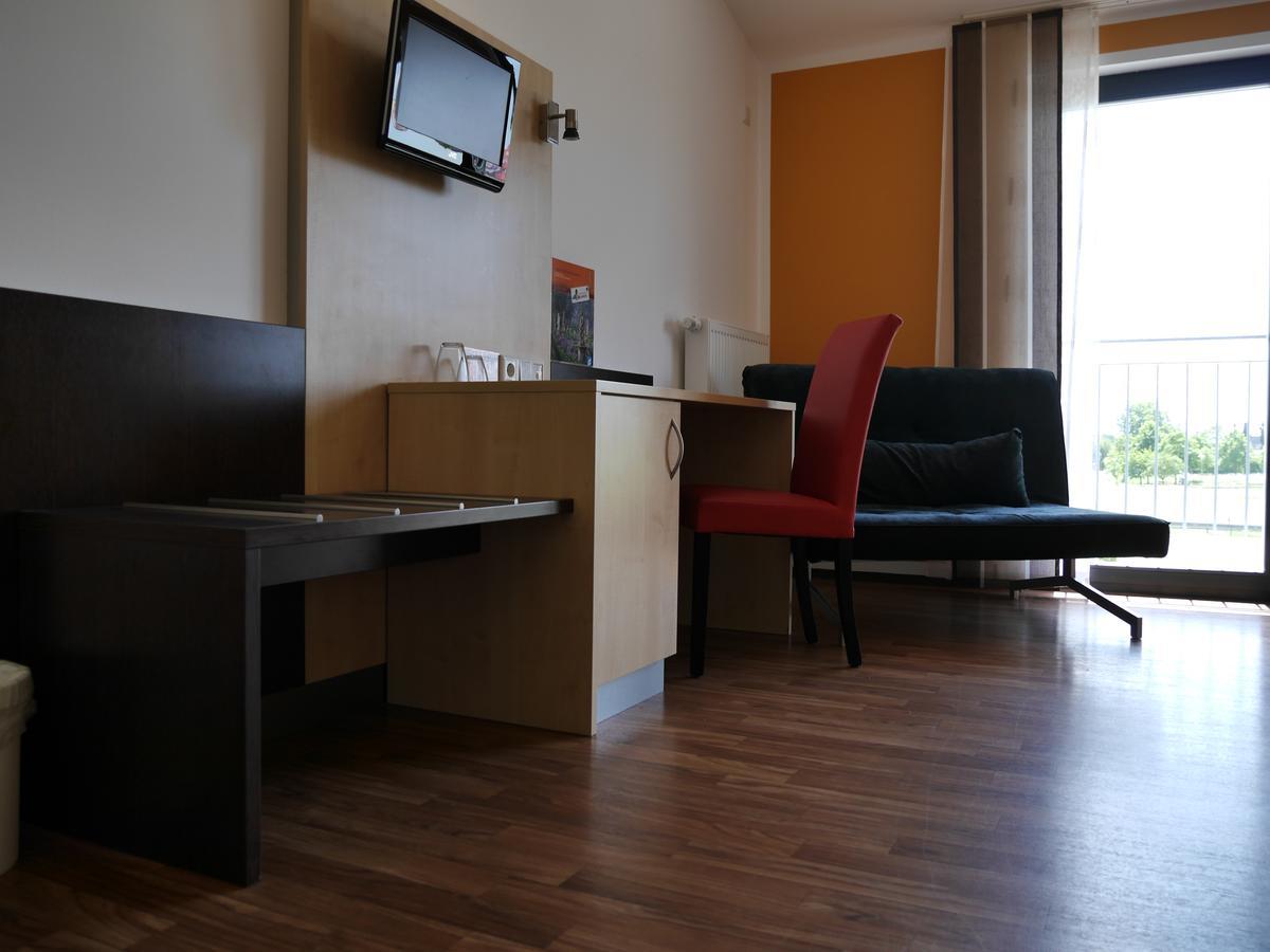 Auszeit Cafe & Hotel Oberwornitz Zewnętrze zdjęcie